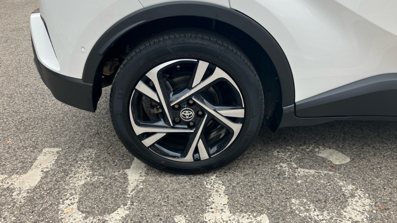 Toyota C-HR 2.0 Hybrid Design 5dr CVT Hybrid Hatchback